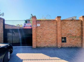 Casa · 180m² · 4 Ambientes · 2 Cocheras · Casa en Monte Grande