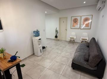 Consultorio de 5 ambientes, Ituzaingó · Alquiler Consultorio Profesionales de Salud