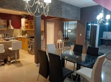 PH · 70m² · 3 Ambientes · 1 Cochera · PH - Turdera