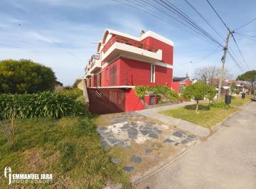 PH · 80m² · 3 Ambientes · En Venta | Triplex con Cochera Zona Faro