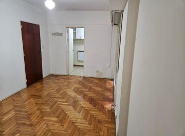 Departamento de 2 ambientes, Congreso · Excelente Dpto de 2 Ambientes Lateral Impecable Estado S/avda Rivadavia Al 1900