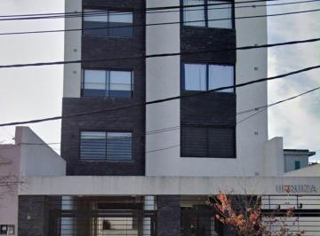 Departamento de 1 ambiente, Lanús · Monoambiente + Cochera Cubierta