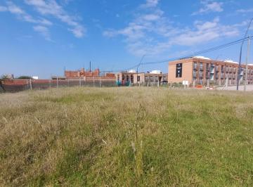 Foto · Terreno en Venta Colinas de Manantiales Todos Los Servicios
