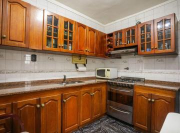 PH · 96m² · 5 Ambientes · PH en Venta 5 Ambientes Patio y Terraza en Boedo