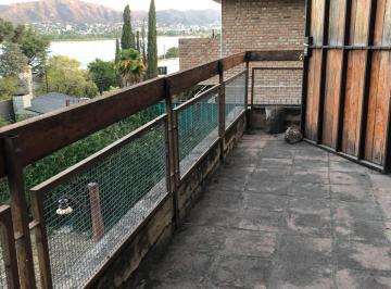 Casa de 5 ambientes, Villa Carlos Paz · Casa en Alquiler - Villa del Lago - $980.000