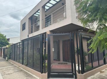 TAV-TAV-6995_2 · Venta Casa 5 Amb. Castelar
