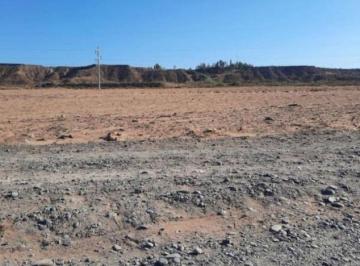 Terreno · 300m² · Venta de Terreno en Loteo Las Bardas.