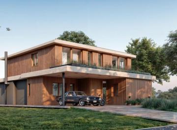Casa · 300m² · 5 Ambientes · 1 Cochera · Casa 5 Ambientes con Dependencia Premium en Venta - Barrio Carpinchos, Nordelta | Lote a Laguna