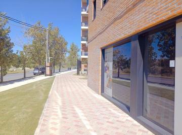 Local comercial · 57m² · Local Comercial Los Pasos Fisherton
