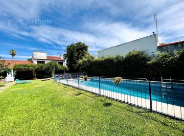 Casa · 371m² · Importante Casa en Venta Olivos - Vicente Lopez