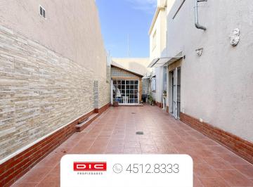 Casa · 67m² · 3 Ambientes · 1 Cochera · Casa 2 Dorm. Venta - Munro