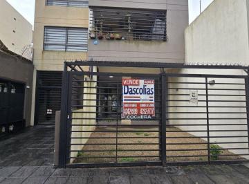Garage , Lanús · Cochera Cubierta en Remedios de Escalada