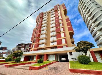 Departamento de 3 ambientes, Villa Gesell · Venta Departamento de 3 Ambientes con Cochera Frente Al Mar