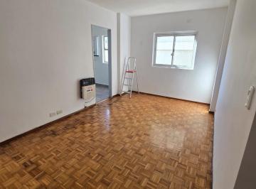 Departamento de 3 ambientes, Palermo · Excelente 3 Amb. Muy Luminoso. Amplio. Ideal Zona.