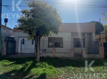 Casa · 103m² · 5 Ambientes · 1 Cochera · Casa en Venta,2 Dorm., Parque. Manuel Gonnet, La Plata
