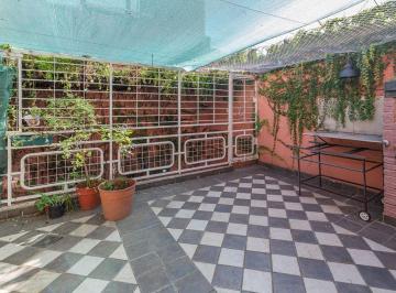 Casa · 184m² · 7 Ambientes · Venta Casa 7 Amb Boedo Patio y Terraza Buen Estado