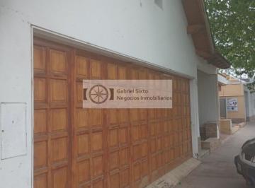 Local comercial · 200m² · 6 Ambientes · Alquiler Casa Como Local Comercial Ubicada Sobre Calle Avellaneda a m Ypf Shopping