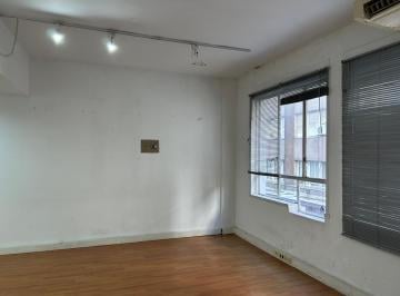 Oficina comercial · 136m² · 1 Ambiente · Oficina Planta Libre en Alquiler – 136 m² – Microcentro / Sarmiento Al 600