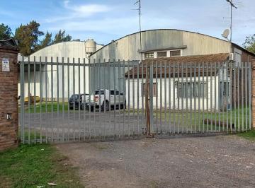 Bodega-Galpón · 1046m² · 8 Cocheras · Depósito y Locales Comerciales en Alquiler en Pilar!