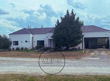 Casa · 167m² · 3 Dormitorios · 2 Cocheras · Casa en Venta - Club de Campo San Roque Comarcas de Luján