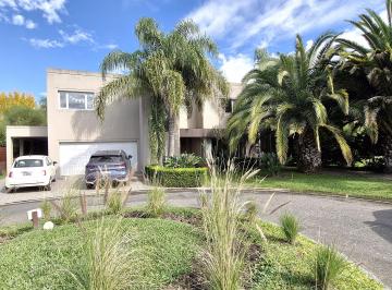 Casa de 5 ambientes, Escobar · Casa en Venta Barrio Cerrado "Villa Olivos" - Garin