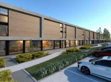 Local comercial · 200m² · 1 Ambiente · Local Comercial con Deposito en Fisherton