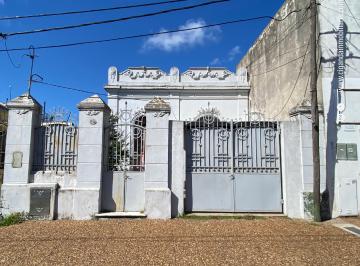 Casa de 3 ambientes, Pergamino · Casa Reciclada Sobre Bv. Alsina 1100, Pergamino