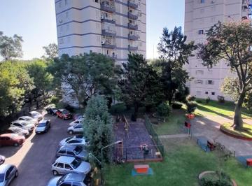 Departamento · 95m² · 6 Ambientes · 1 Cochera · Venta de Depto de 4 Dorm. en Saenz Peña