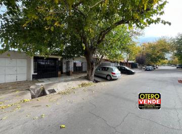 Casa de 6 ambientes, Dorrego · Casa en Venta en Guaymallén, Mendoza.