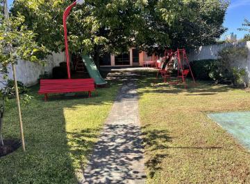Casa · 650m² · 6 Ambientes · 2 Cocheras · 2 Casas de 3 Ambientes en Lote Propio de 650 m²