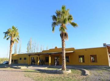 Quinta vacacional · 750m² · 1 Dormitorio · Salón de Eventos "La Finca Argentina" Maipú