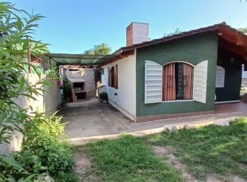 Casa · 220m² · 7 Ambientes · 1 Cochera · Venta de Casa en La Quinta, Villa Carlos Paz.