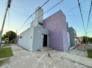 Casa · 150m² · 4 Ambientes · 2 Cocheras · Casa en Venta en Pergamino