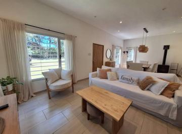 Quinta vacacional · 120m² · 3 Dormitorios · 1 Cochera · Venta Quinta 5 Ambientes Parque Libertad Merlo
