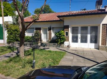 Casa de 4 ambientes, Ciudad de Santa Fe · Casa de 3 Dorm. en Costanera Vieja - Casa - Santa Fe