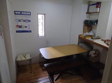 Oficina comercial · 240m² · 11 Ambientes · 4 Cocheras · Venta Oficina en Zona Centro