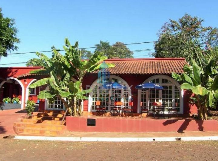 Hotel · 670m² · 20 Ambientes