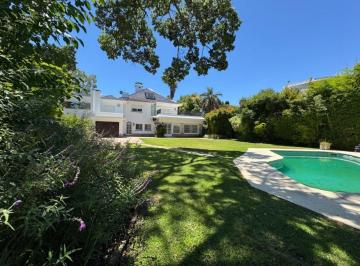Casa · 447m² · 4 Ambientes · 2 Cocheras · Casa 4 Ambientes, Gran Jardin, Martinez Al Rio