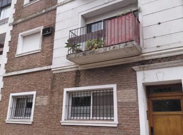 Departamento de 3 ambientes, San Isidro · 3 Ambientes Reciclado en Venta