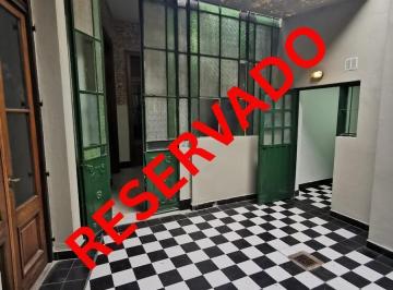 PH · 174m² · 8 Ambientes · PH en Villa Crespo - Muy Luminoso y Amplio - 330 m² S/expensas