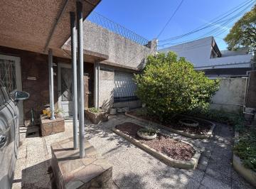 Casa · 113m² · 3 Ambientes · 2 Cocheras · Casa en Venta, con Cochera y Terraza en Barrio Sarmiento, Rosario
