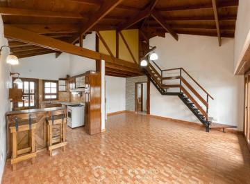 PH · 52m² · 4 Ambientes · 1 Cochera · PH en Barrio Zacagnini