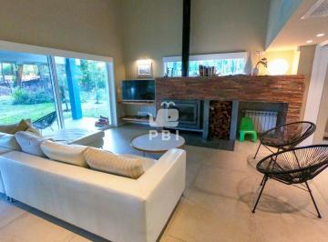 Foto1 · Casa en Design Village 3 Dorm. - Ref: Pbi1518