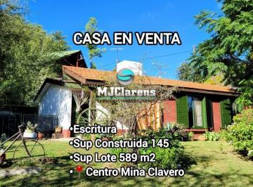 Casa · 112m² · 4 Ambientes · 2 Cocheras · Casa con Departamento Centro Mina Clavero Escritura
