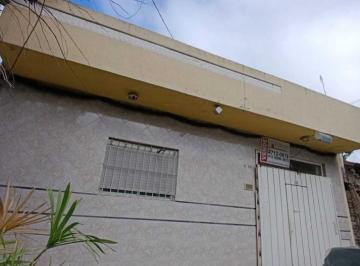 Casa · 150m² · 5 Ambientes · 5 Ambientes con Fondo y Galpon Apto Credito