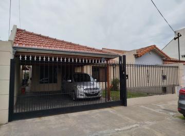 Casa de 4 ambientes, Esteban Echeverría · Casa - Venta - Monte Grande