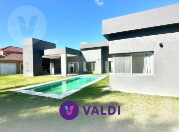 Casa · 149m² · 4 Ambientes · Casa en Venta - Barrio Santa Juana, Canning