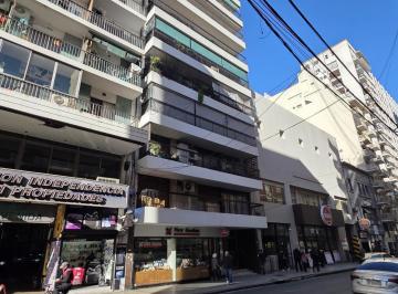 Departamento · 77m² · 3 Ambientes · Departamento en Venta en Talcahuano y Santa Fe, Barrio Norte