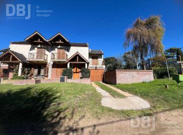 PH · 110m² · 4 Ambientes · 1 Cochera · Venta Chalet 4 Ambientes en Villa Gesell