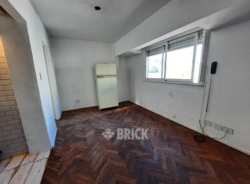 Departamento · 20m² · 1 Ambiente · Semipiso en Thames Al 600 - 20 m² Impec Todo Sol